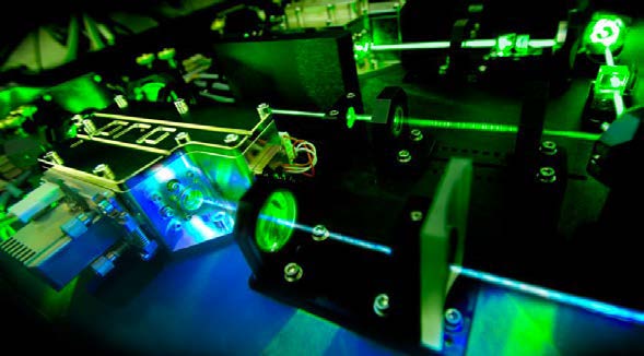 Effiziente Frequenzkonversion in einem optischen Resonator